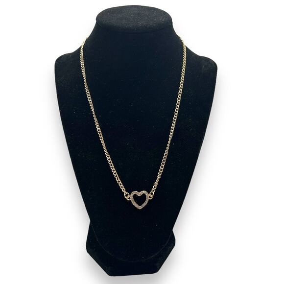 Macy’s rhinestone heart necklace short gold tone chain link layering Valentine's - Picture 7 of 10